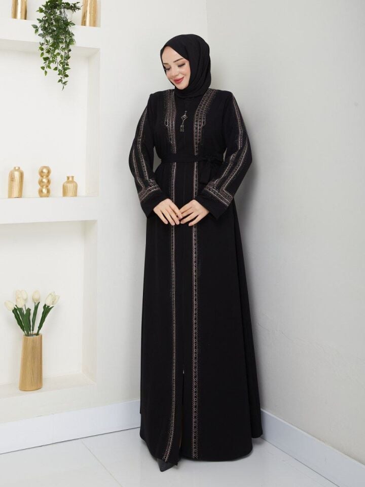 ÖZEL TASARIM İŞLEME VE TAŞ DETAYLI GÖSTERİŞLİ PREMİUM KALİTE ABAYA