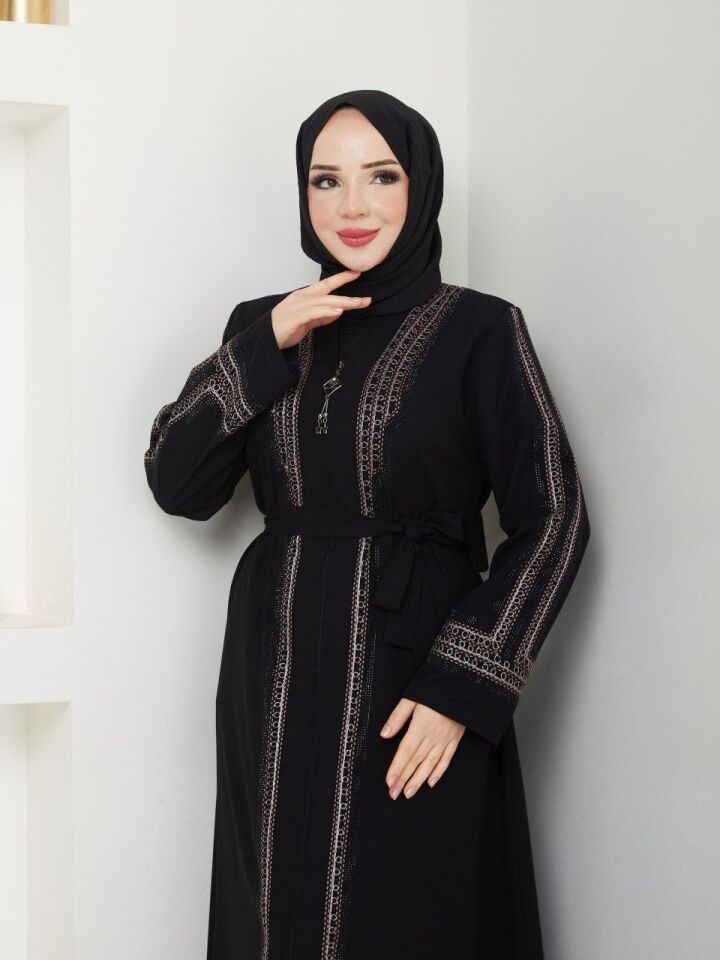 ÖZEL TASARIM İŞLEME VE TAŞ DETAYLI GÖSTERİŞLİ PREMİUM KALİTE ABAYA