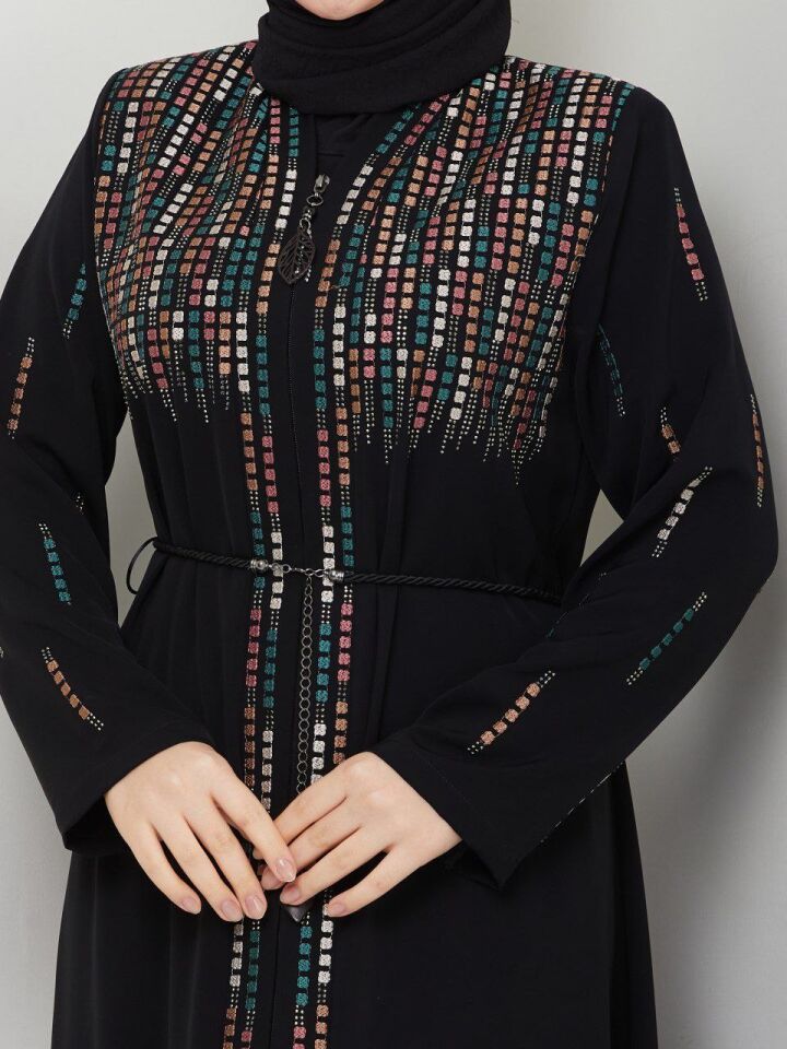 ÖZEL TASARIM İŞLEME VE TAŞ DETAYLI GÖSTERİŞLİ PREMİUM KALİTE TARZ ABAYA