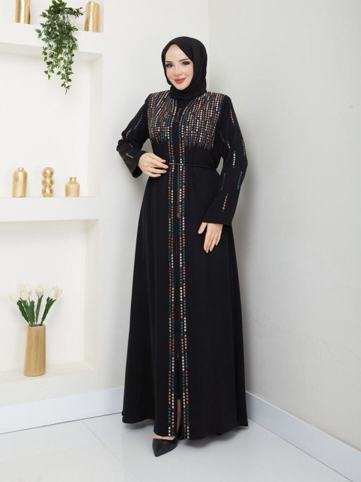 ÖZEL TASARIM İŞLEME VE TAŞ DETAYLI GÖSTERİŞLİ PREMİUM KALİTE TARZ ABAYA