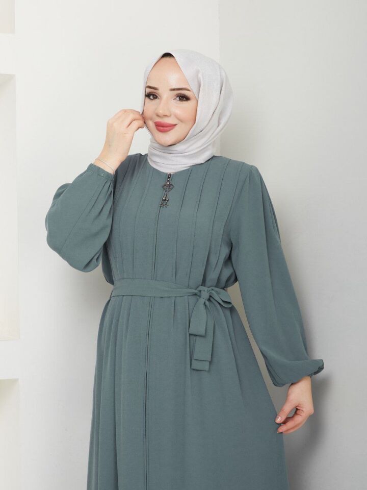 YENİ SEZON SADE ŞIK TASARIM DİKİŞ DETAYLI  KEMERLİ RAHAT İÇ GÖSTERMEZ YAZLIK FERACE SU YEŞİLİ