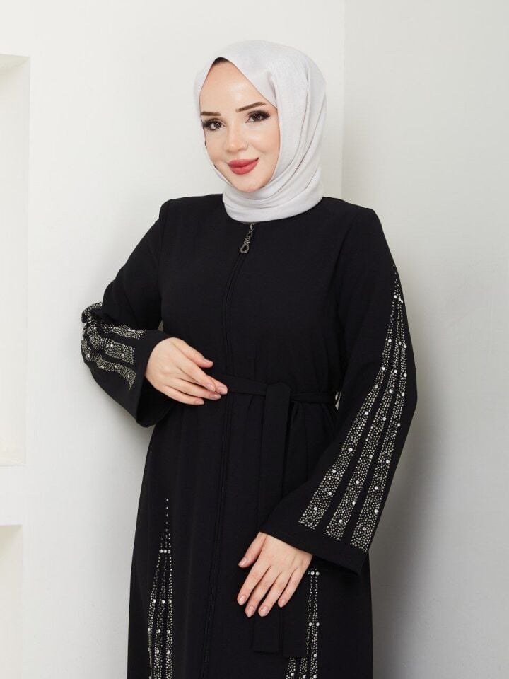ETEĞİ VE KOLLARI GÖSTERİŞLİ TAŞ DETAYLI  ŞIK ABAYA FERACE SİYAH